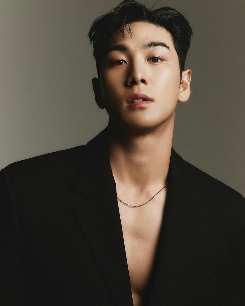 강동호 사진 2 — 강동호 사주와 계축일주
