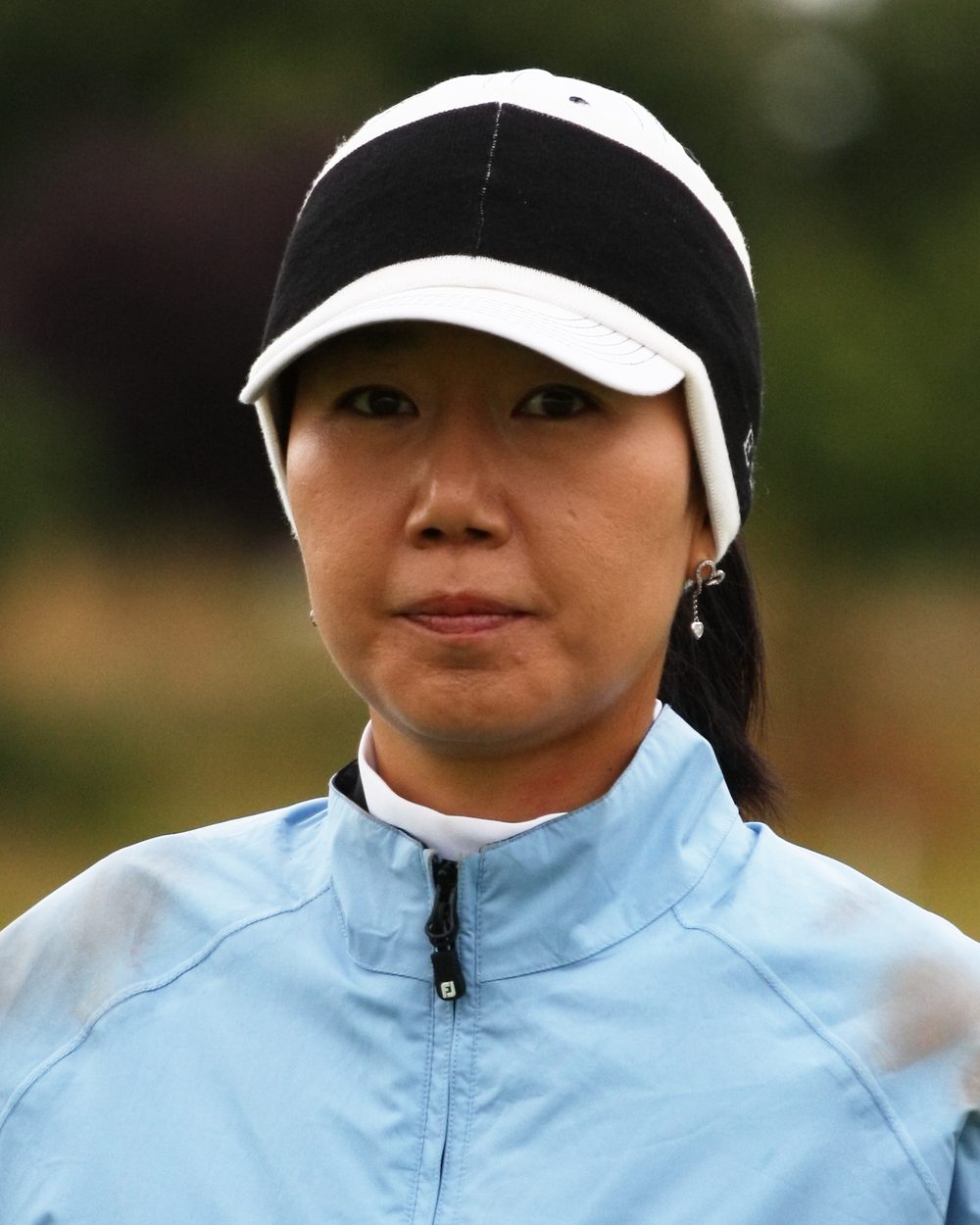 강수연