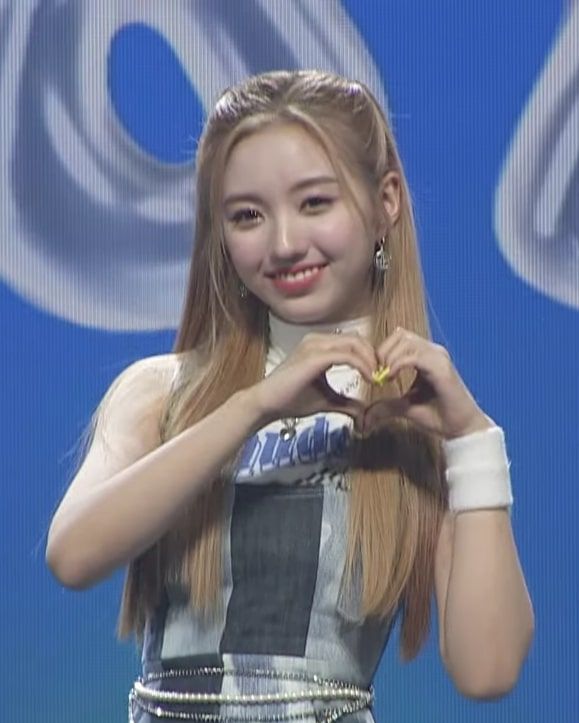 강예서 사진 2 — 강예서 사주와 무인일주
