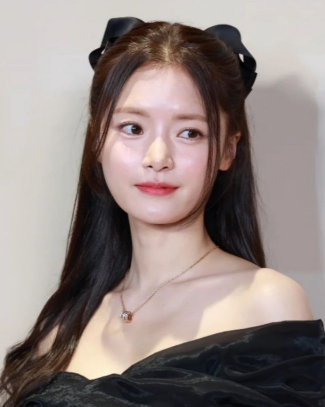 고보결 사진 2 — 고보결 사주와 정사일주