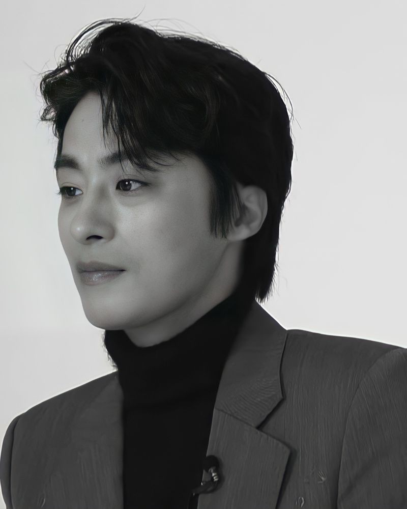 구교환 사진 2 — 구교환 사주와 신미일주