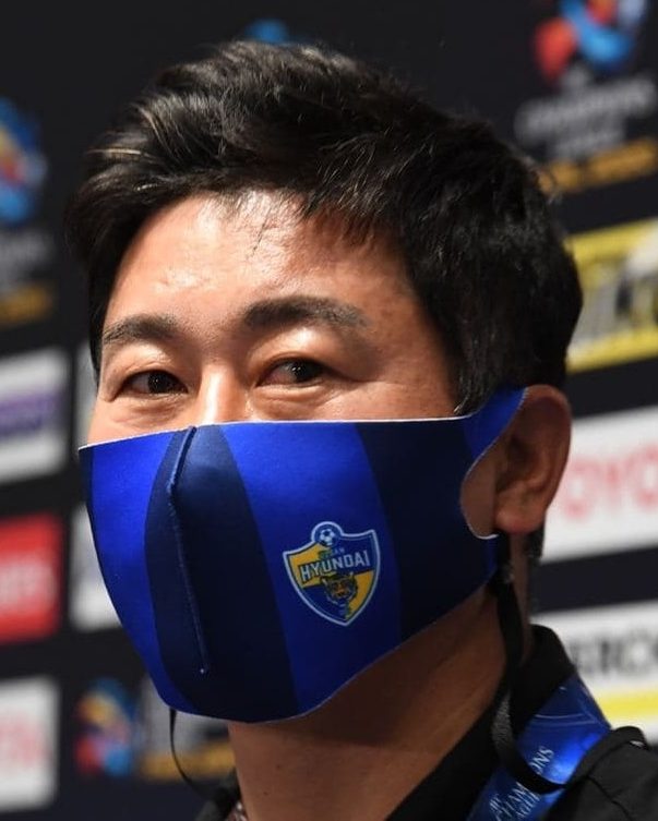 김도훈 사진 — 축구 선수 김도훈 사주
