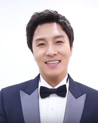 김동완 사진