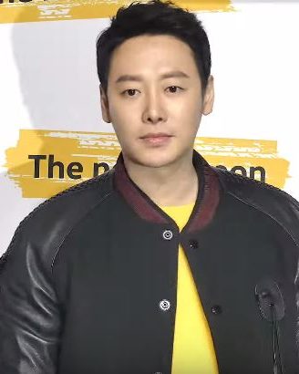 김동욱 사진