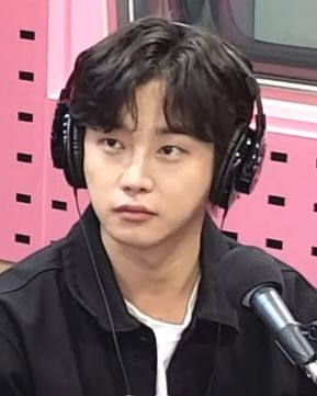 김민석 사진 2 — 김민석 사주와 기축일주