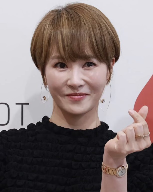 김선아 사진 — 배우 김선아 사주