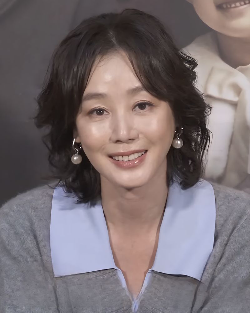 김성령 사진 — 배우 김성령 사주