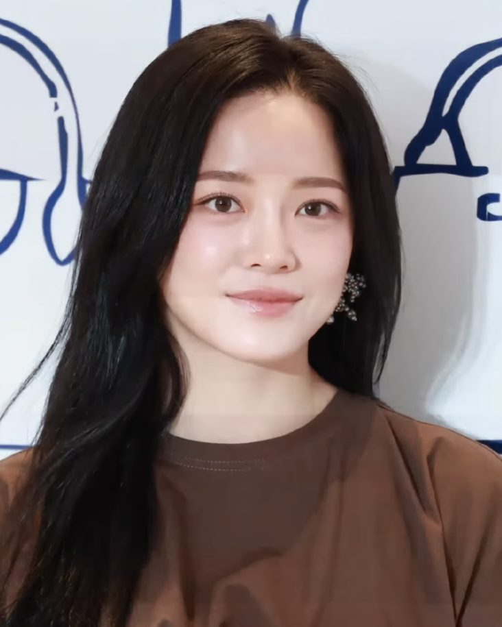 김세정 사진 — 구구단 김세정 사주