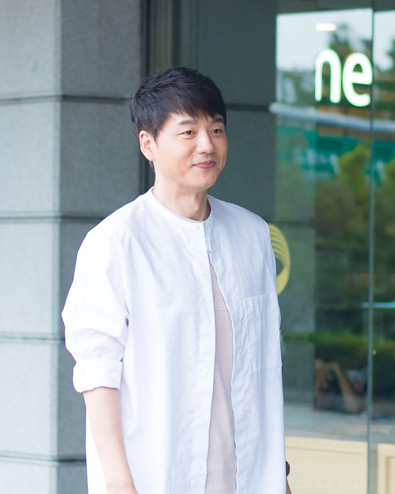 김승수 사진 2 — 김승수 사주와 신해일주