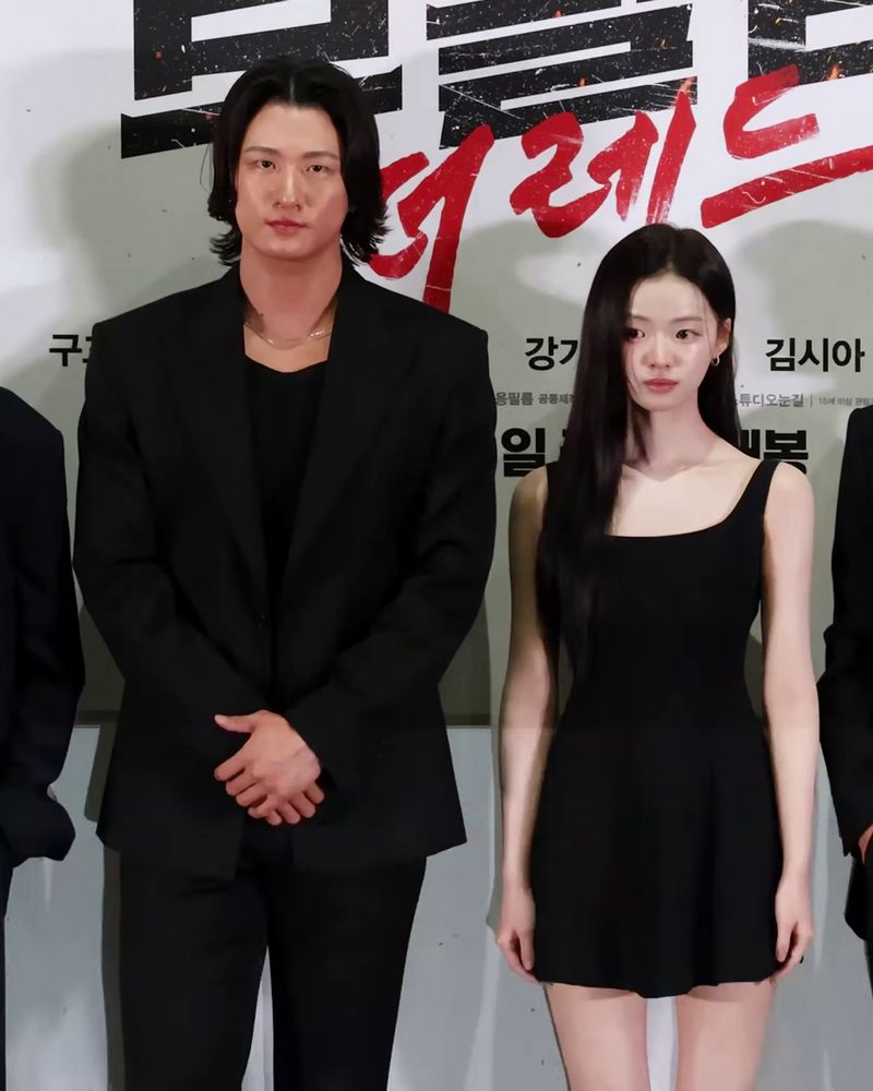 김시아 사진 3 — 김시아 사주와 병오일주