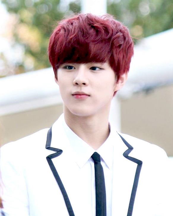 김우석 사진