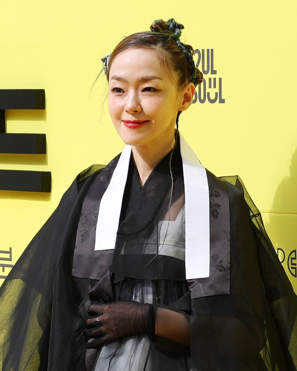 김윤아 사진 — 자우림 김윤아 사주