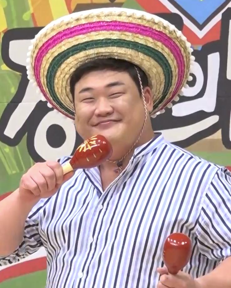 김준현 사진 2 — 김준현 사주와 계사일주
