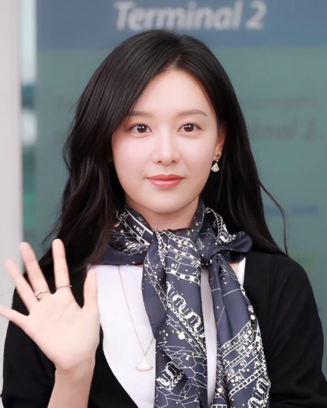 김지원 사진
