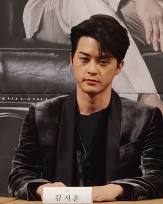 김지훈 사진