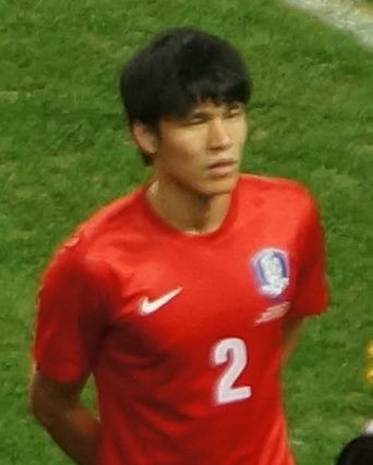 김창수 사진 — 축구 선수 김창수 사주
