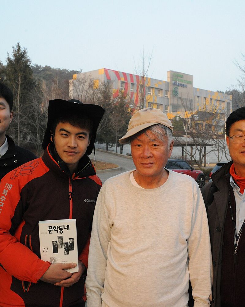 김훈 사진 2 — 김훈 사주와 경인일주