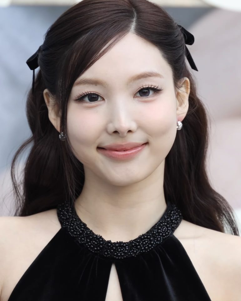 나연 사진