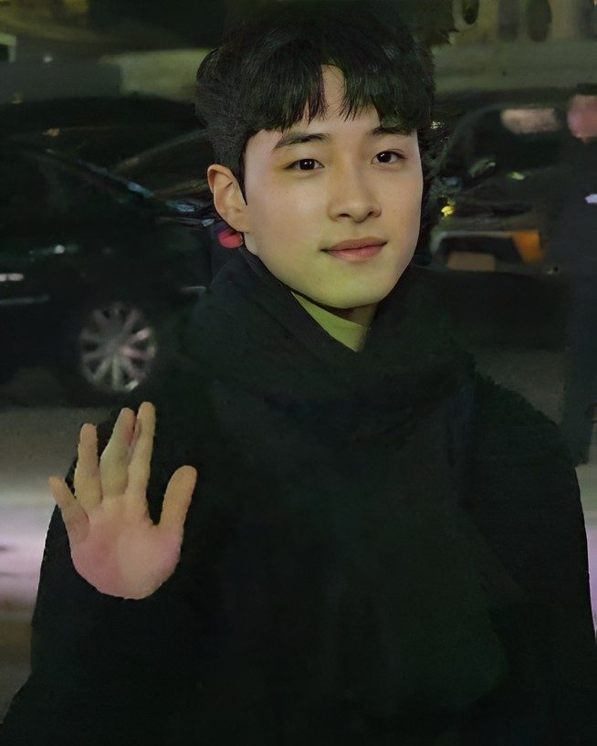 남다름 사진 — 배우 남다름 사주