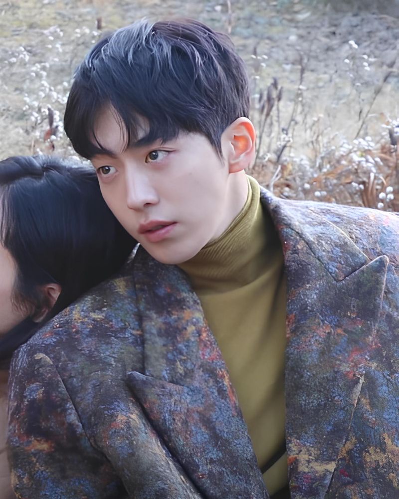 남주혁 사진 2 — 남주혁 사주와 기묘일주