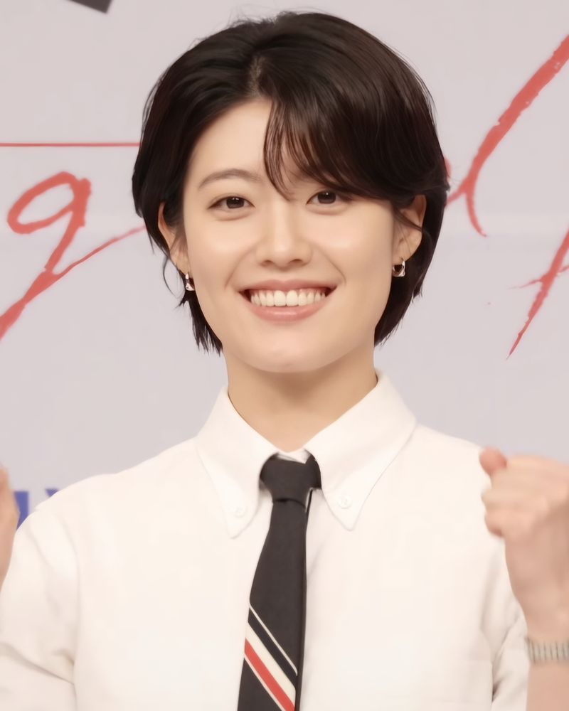 남지현 사진 2 — 남지현 사주와 신해일주
