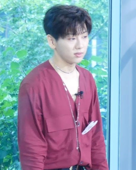 노태현 사진 2 — 노태현 사주와 기사일주