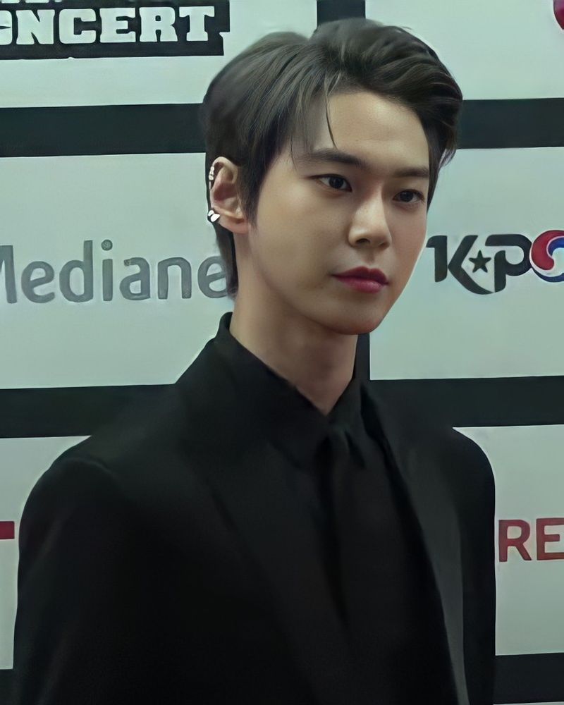 도영 사진 2 — 도영 사주와 무진일주