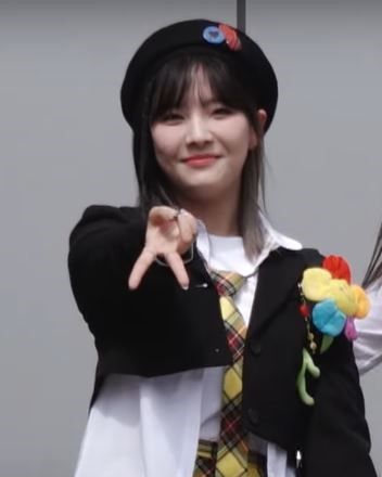 문수아 사진 2 — 문수아 사주와 갑자일주