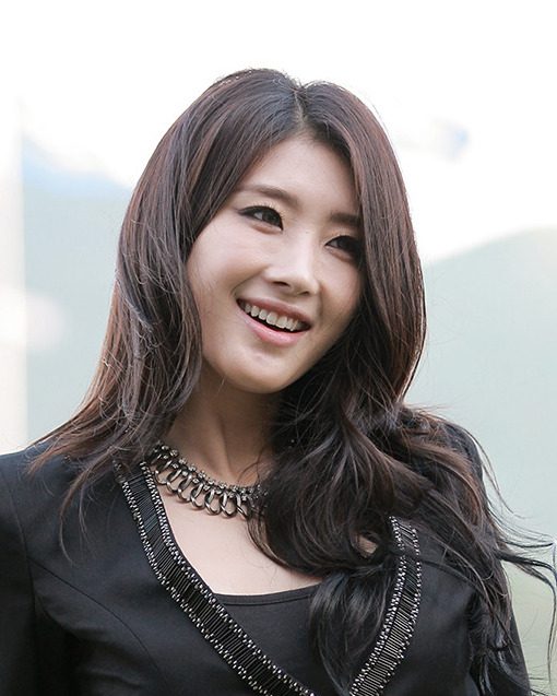 문현아 사진 — 나인뮤지스 문현아 사주