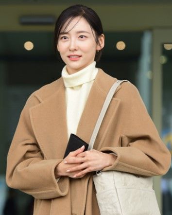 박지현 사진 2 — 박지현 사주와 병진일주