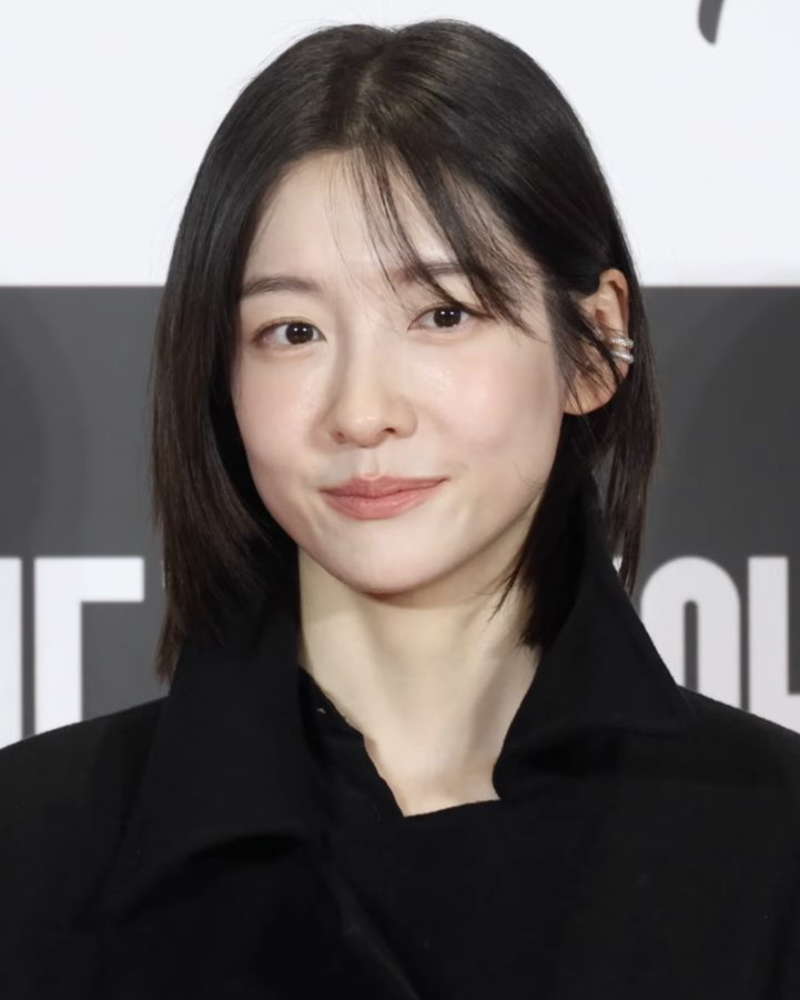 박지현 사진