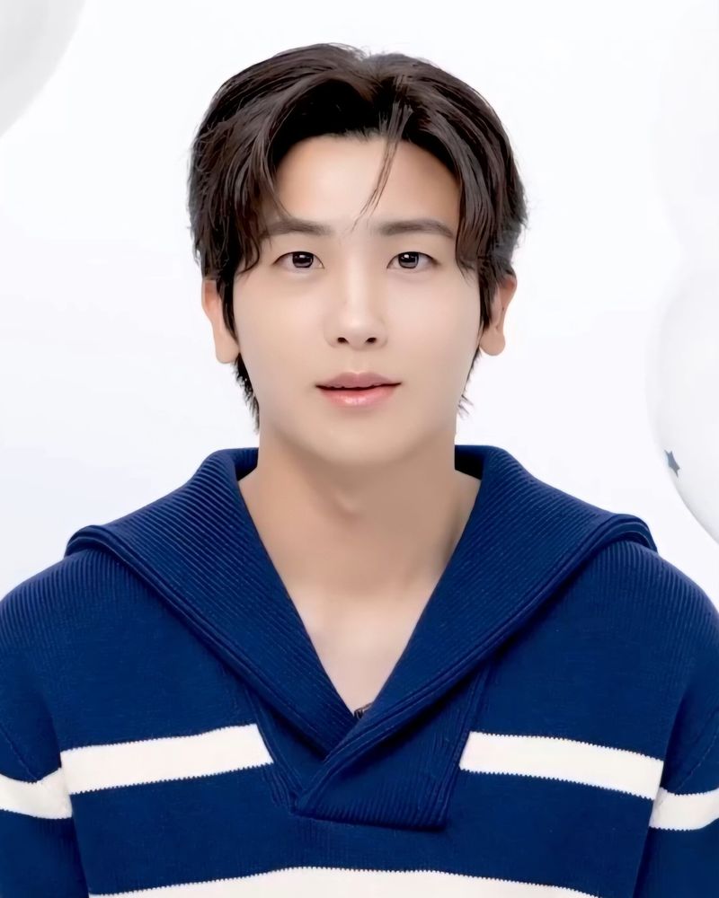 박형식 사진 2 — 박형식 사주와 경인일주