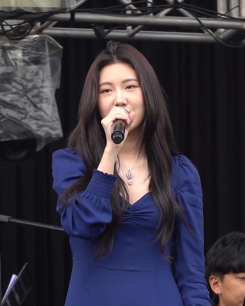 백예린 사진 3 — 백예린 사주와 기해일주