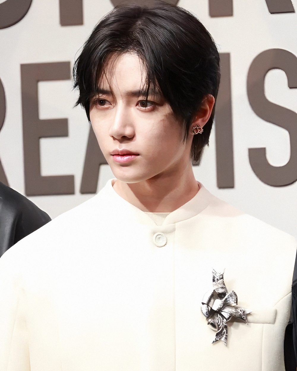 범규 사진