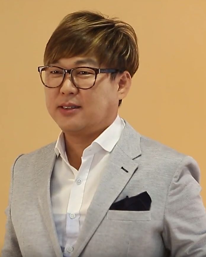 변진섭 사진