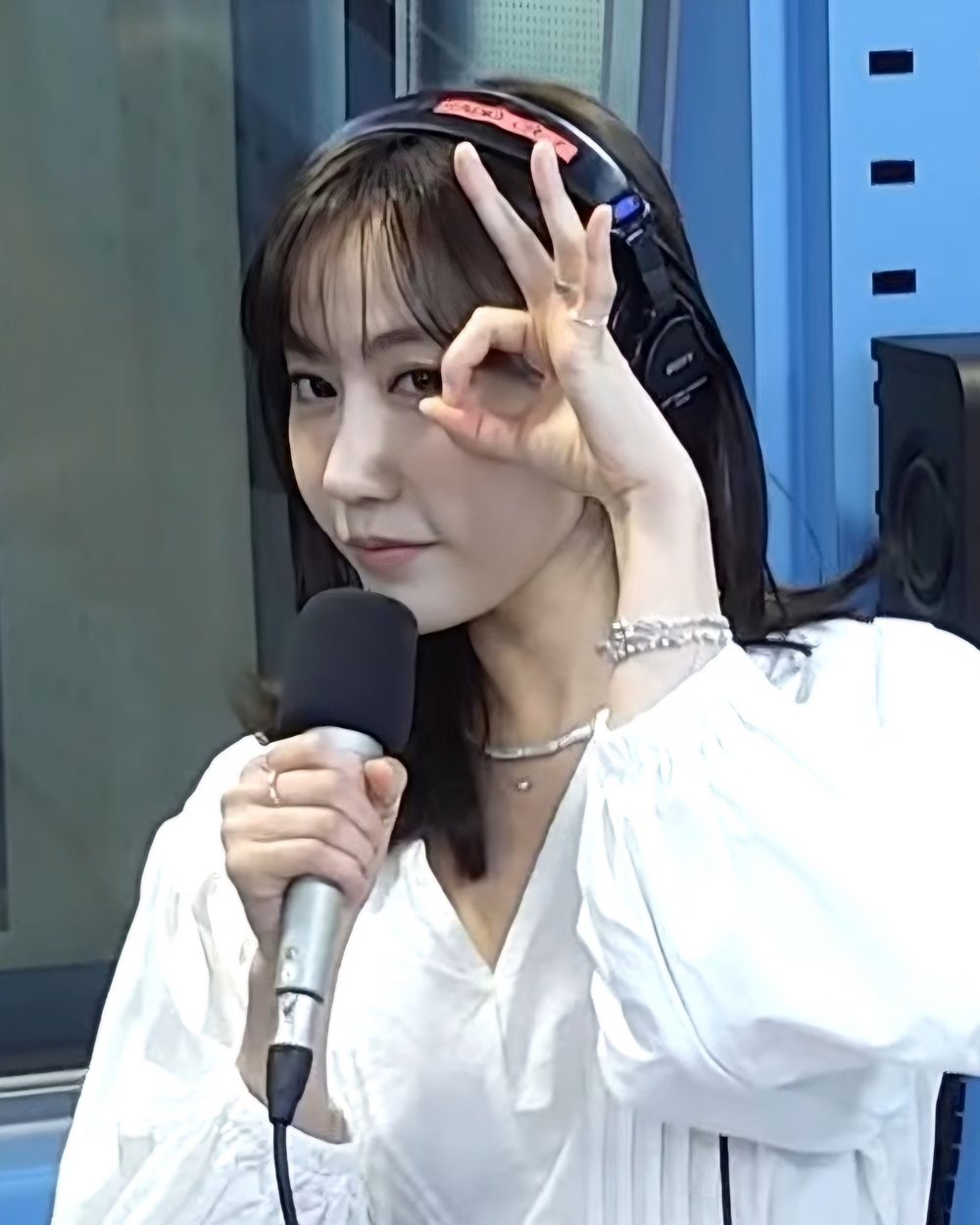 별사랑 사진, 가수 별사랑 사주