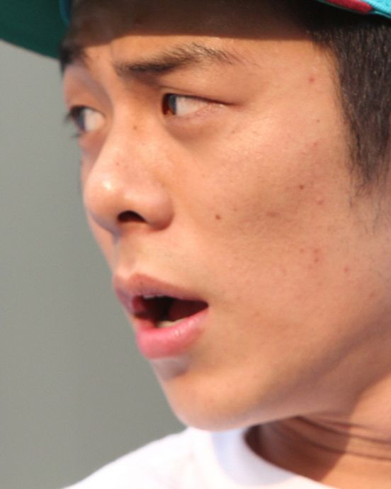 빈지노 사진 3 — 빈지노 사주와 갑자일주