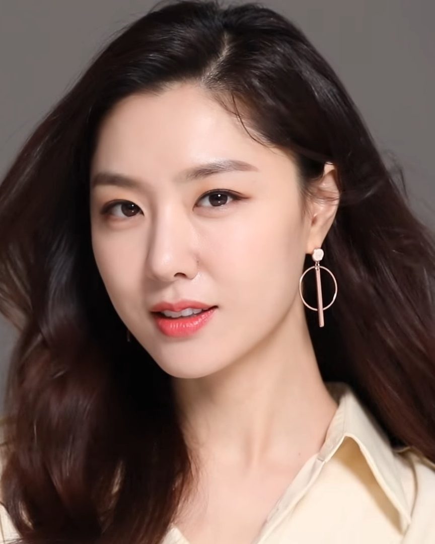 서지혜 사진 — 배우 서지혜 사주