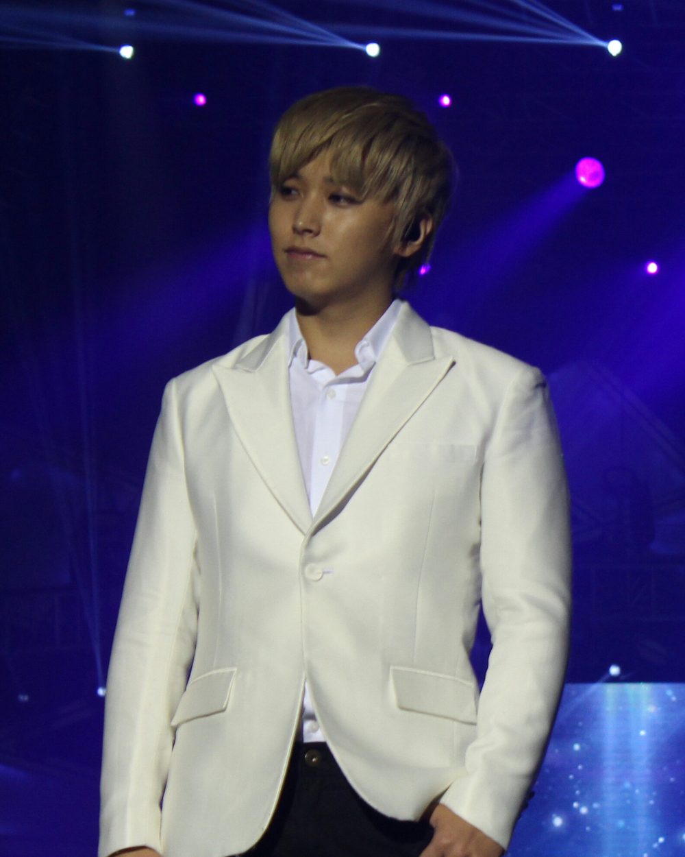 성민 사진