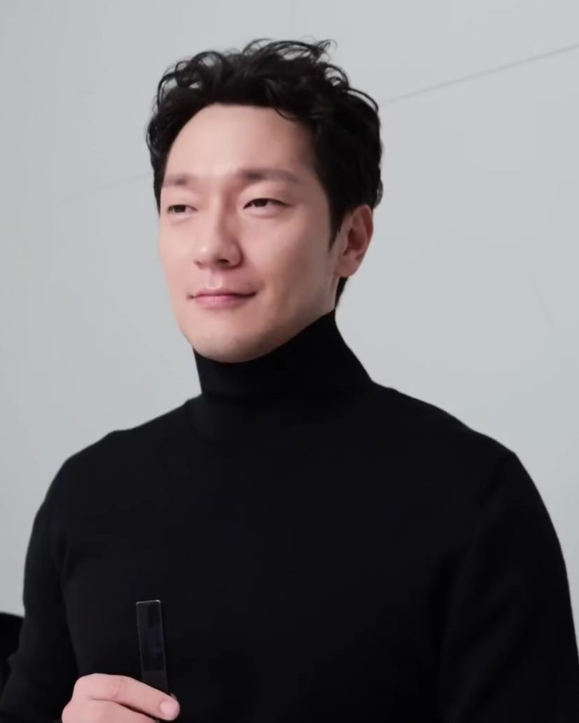 손석구