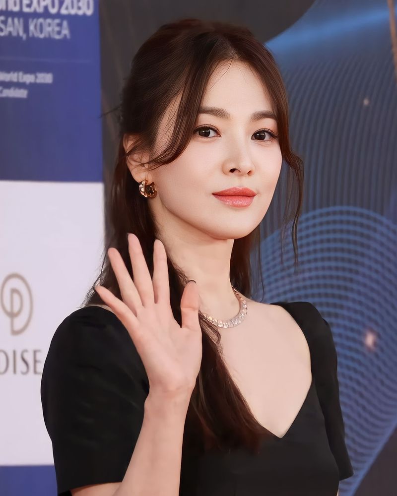 송혜교 사진 2 — 송혜교 사주와 갑진일주