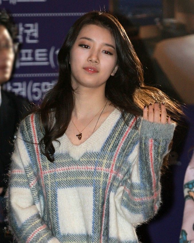 수지 사진 2 — 수지 사주와 기사일주