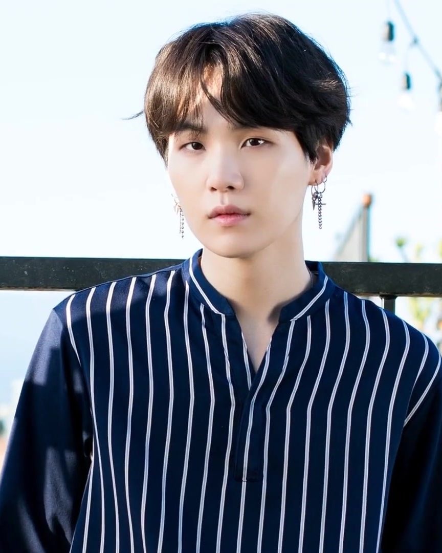 슈가 사진