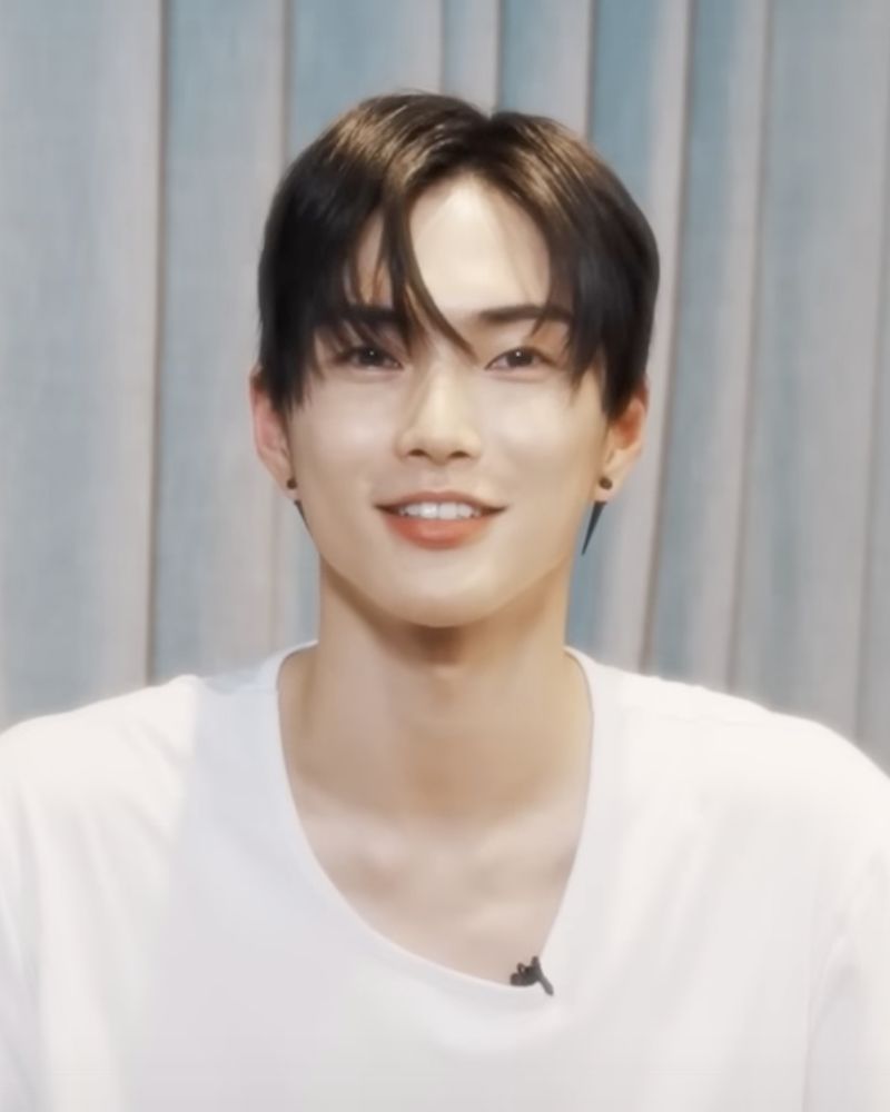 승한 사진 3 — 승한 사주와 무신일주
