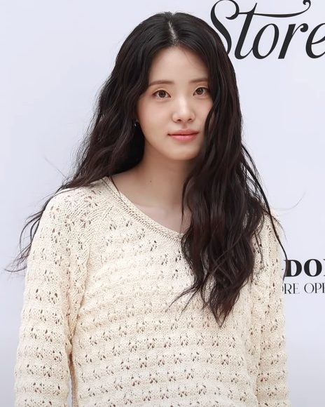 신시아 사진 — 배우 신시아 사주