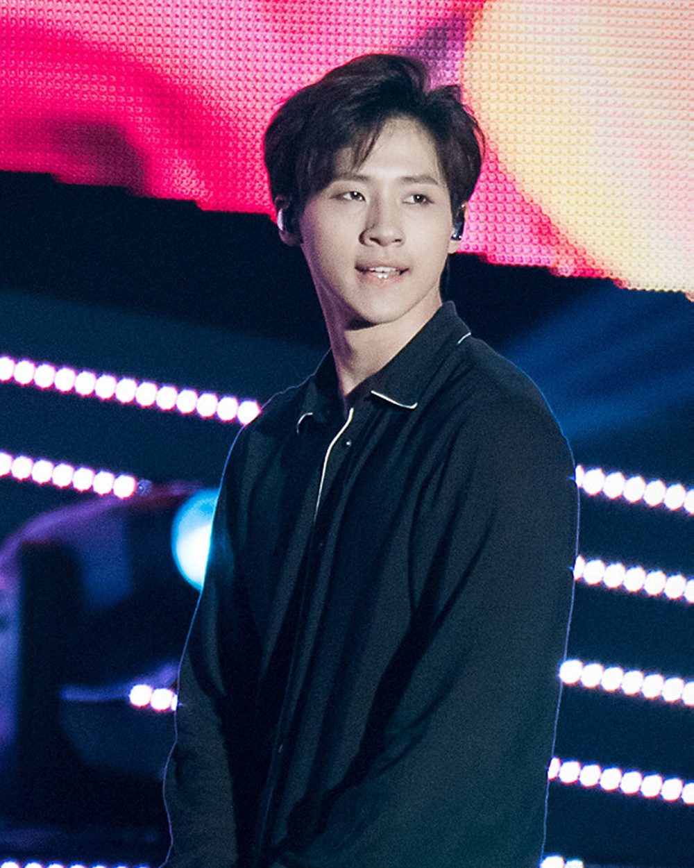 신우 사진 — B1A4 신우 사주