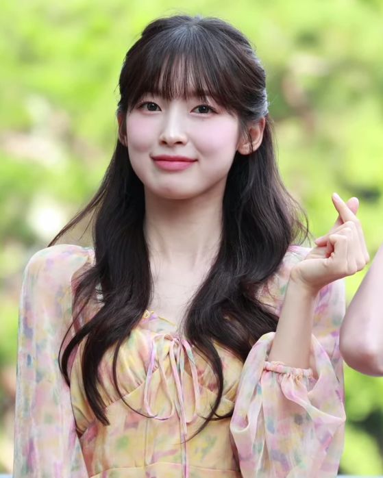 아린 사진 2 — 아린 사주와 신축일주