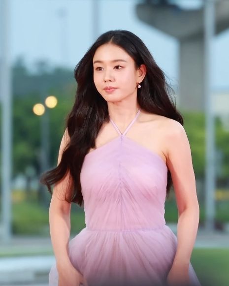 안은진 사진 3 — 안은진 사주와 병자일주