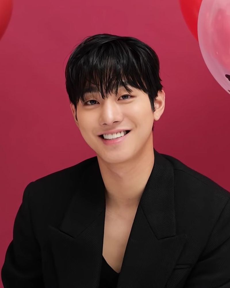 안효섭 사진 2 — 안효섭 사주와 무인일주