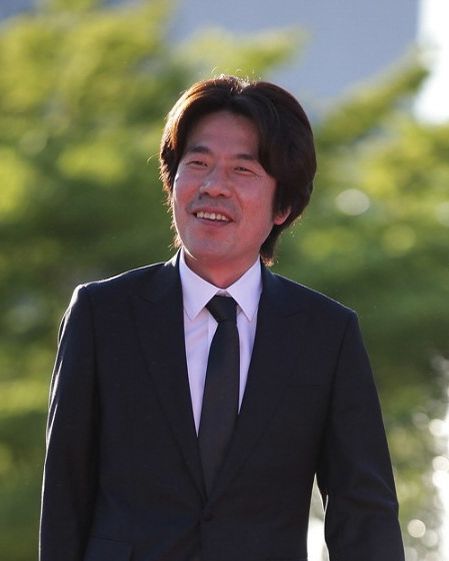 오달수 사진 2 — 오달수 사주와 병진일주